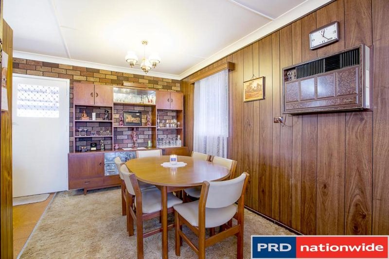 Photo - 28 Manning Street, Kingswood NSW 2747 - Image 7