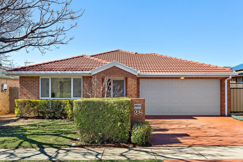 28 Marie Dalley Street, Gungahlin ACT 2912