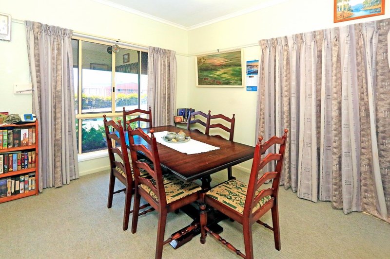 Photo - 28 Marina Avenue, Taranganba QLD 4703 - Image 4