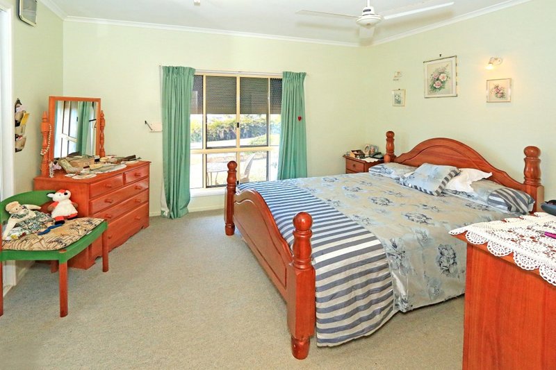 Photo - 28 Marina Avenue, Taranganba QLD 4703 - Image 7