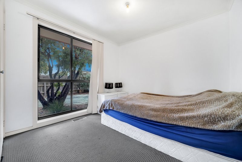 Photo - 2/8 Market Street, Dandenong VIC 3175 - Image 4