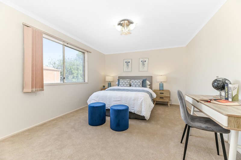 Photo - 28 Marong Terrace, Forest Hill VIC 3131 - Image 12