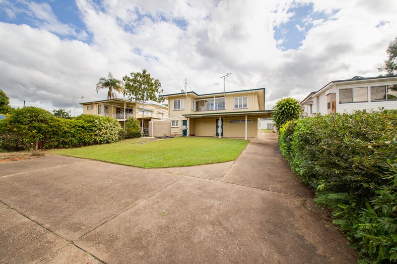 28 Mcgrath Lane, Booval QLD 4304