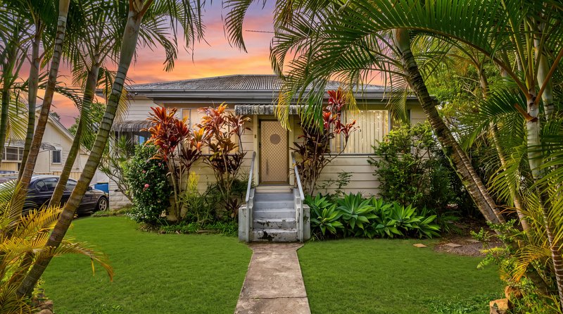 Photo - 28 Mclachlan Street, Maclean NSW 2463 - Image 2