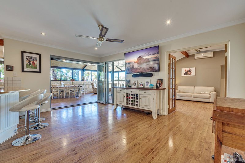 Photo - 28 Meadowbrook Promenade, Currambine WA 6028 - Image 9