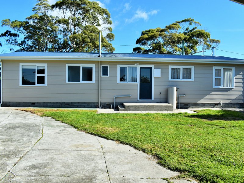 Photo - 28 Medeas Cove Esplanade, St Helens TAS 7216 - Image 13