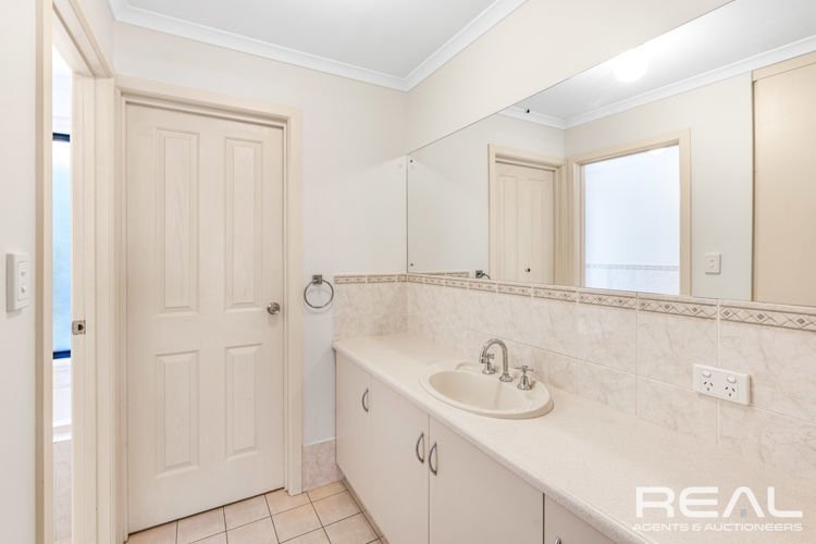 Photo - 28 Melville Street, Mount Barker SA 5251 - Image 17