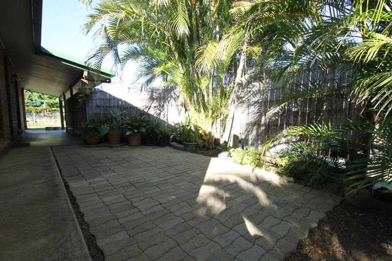 Photo - 28 Mercury Street, Telina QLD 4680 - Image 15