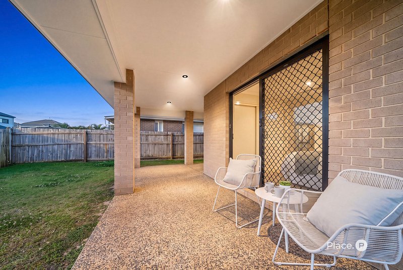 Photo - 28 Miers Crescent, Murrumba Downs QLD 4503 - Image 22