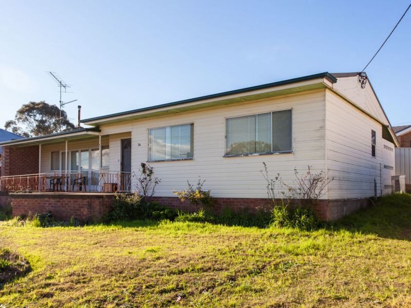 Photo - 28 Mills Crescent, Cessnock NSW 2325 - Image 11