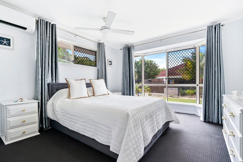 Photo - 28 Mimosa Crescent, Currimundi QLD 4551 - Image 6