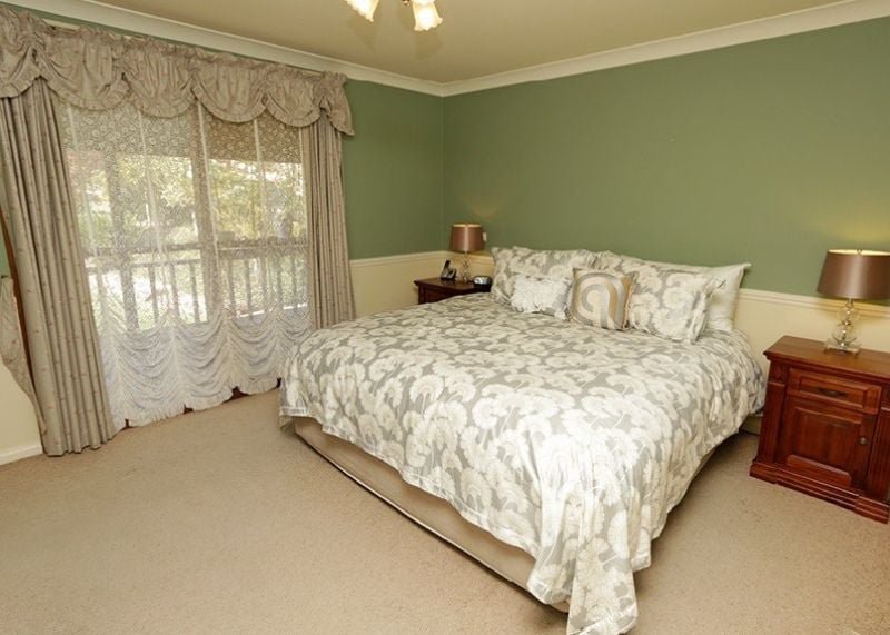 Photo - 28 Missouri Avenue, Tolland NSW 2650 - Image 10