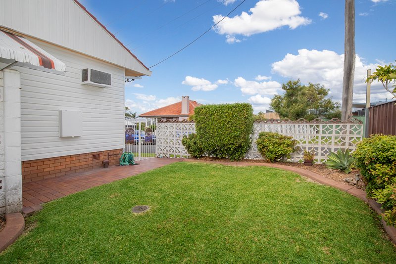 Photo - 28 Mitchell Street, Tighes Hill NSW 2297 - Image 2