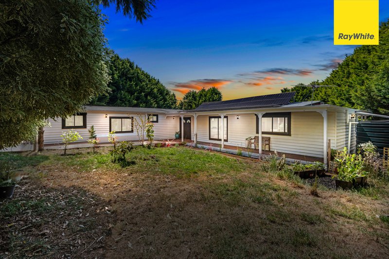 28 Molesworth Court, Gordon VIC 3345