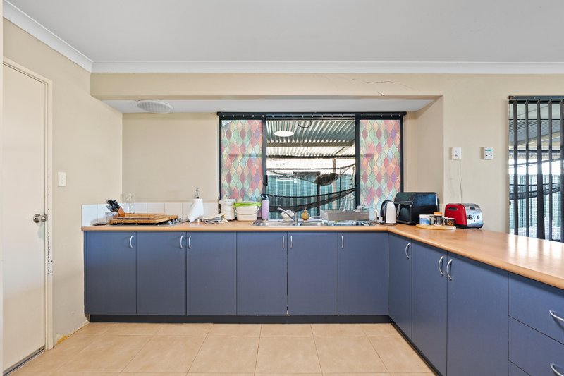 Photo - 28 Montilla Crescent, Port Kennedy WA 6172 - Image 20