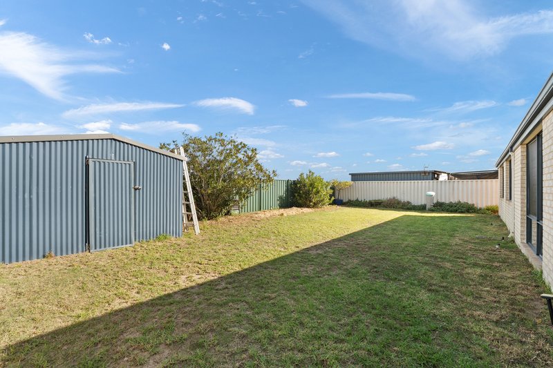 Photo - 28 Montilla Crescent, Port Kennedy WA 6172 - Image 29