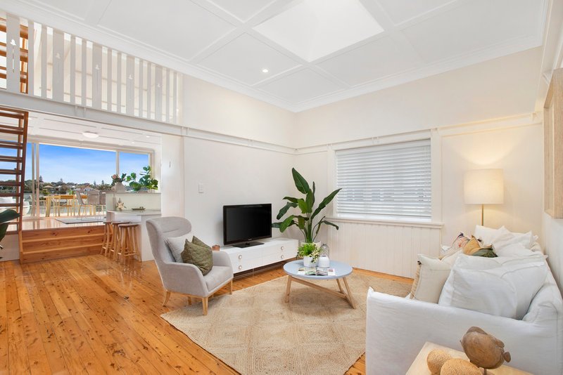 Photo - 28 Moore Street, Coogee NSW 2034 - Image 3