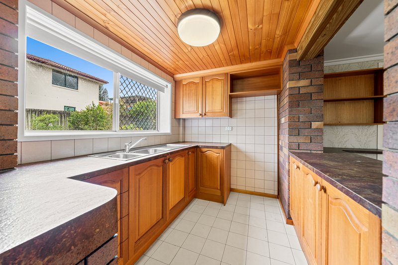 Photo - 28 Moorgate Street, Macgregor QLD 4109 - Image 13