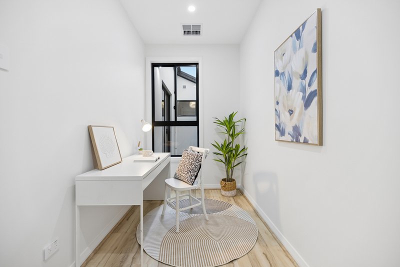 Photo - 28 Morgala Drive, Holden Hill SA 5088 - Image 3