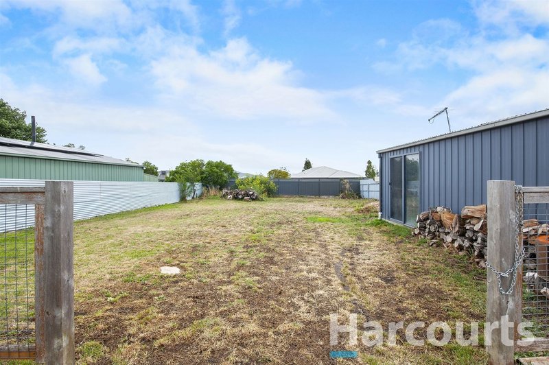 Photo - 28 Morgan Street, Sebastopol VIC 3356 - Image 15