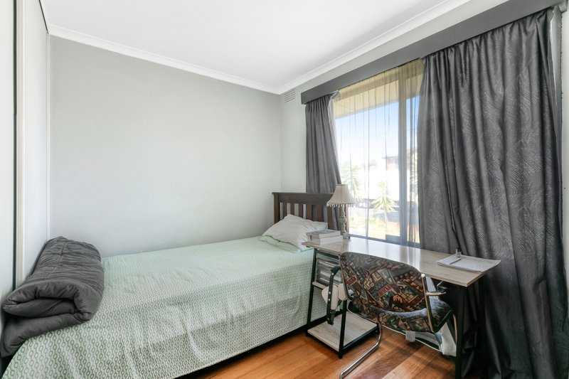 Photo - 28 Morris Street, Reservoir VIC 3073 - Image 6