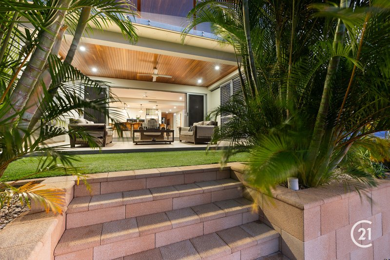 Photo - 28 Mossman Court, Noosa Heads QLD 4567 - Image 5