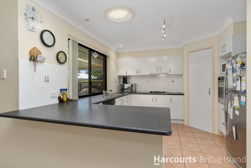 Photo - 28 Mossman Way, Sandstone Point QLD 4511 - Image 4