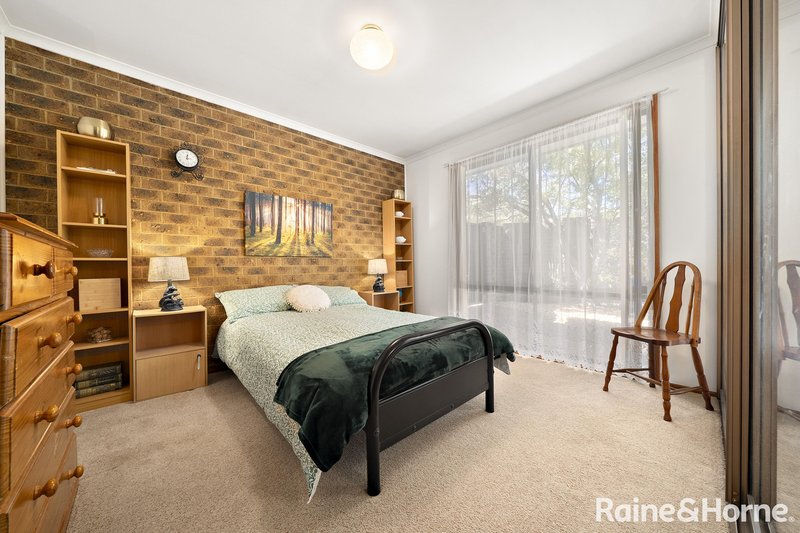 Photo - 2/8 Mowatt Street, Queanbeyan East NSW 2620 - Image 8