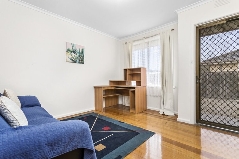 Photo - 2/8 Munro Street, Lalor VIC 3075 - Image 2