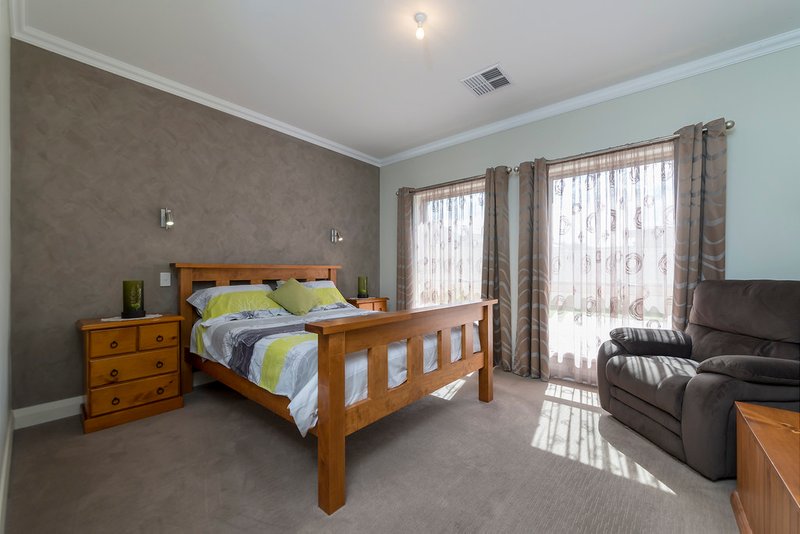 Photo - 28 Murray Road, Willaston SA 5118 - Image 8