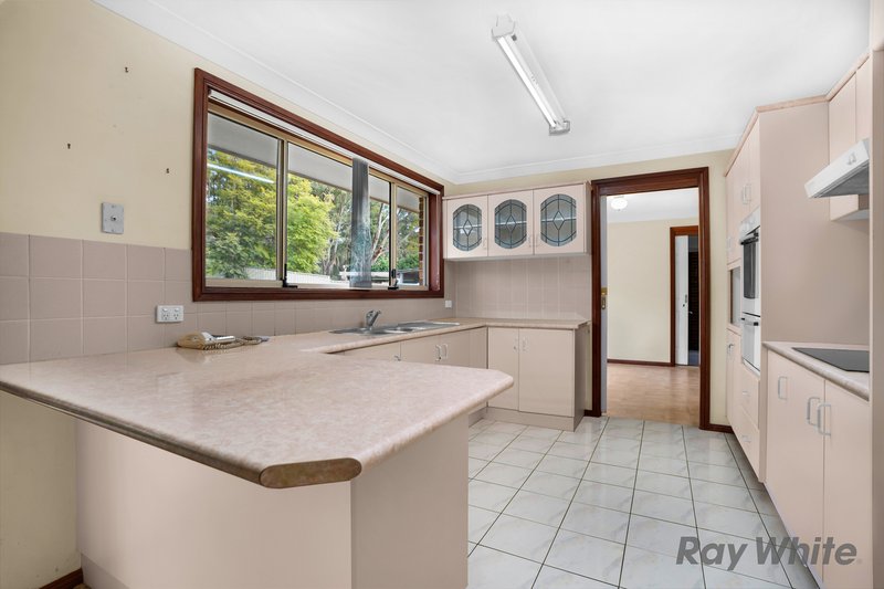 Photo - 28 Myrtle Creek Avenue, Tahmoor NSW 2573 - Image 3
