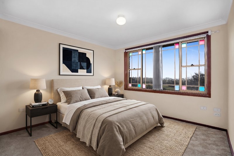 Photo - 28 Myrtle Creek Avenue, Tahmoor NSW 2573 - Image 9