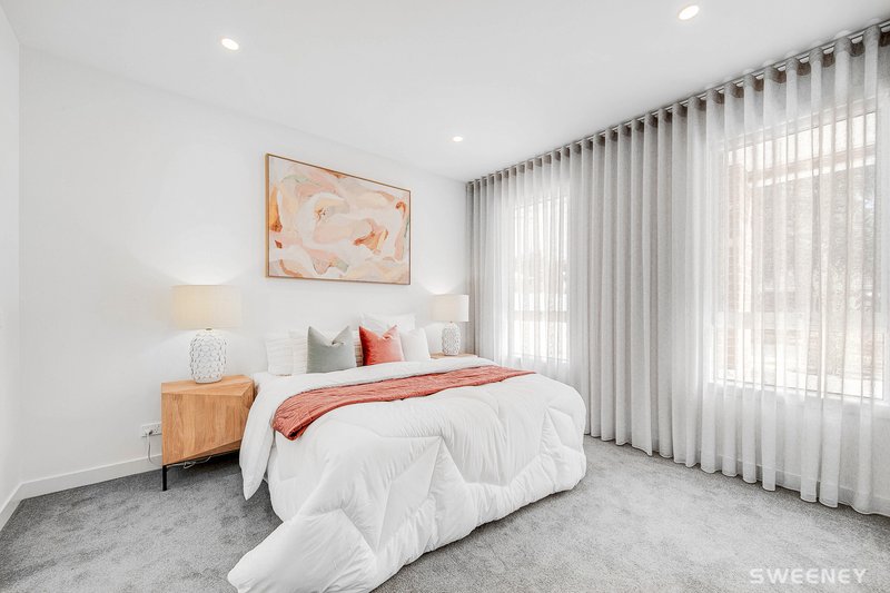 Photo - 28 Myrtle Grove, Altona VIC 3018 - Image 8