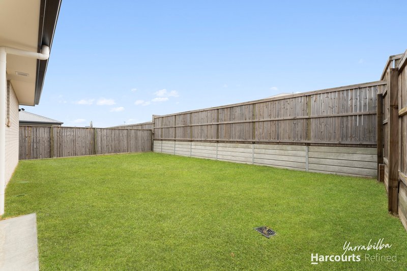 Photo - 28 Napier Crescent, Yarrabilba QLD 4207 - Image 5