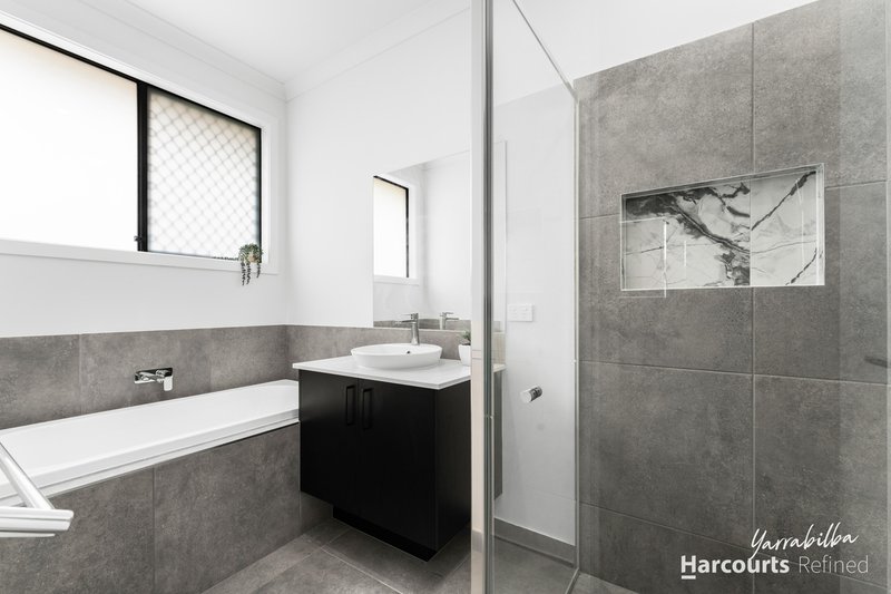 Photo - 28 Napier Crescent, Yarrabilba QLD 4207 - Image 12