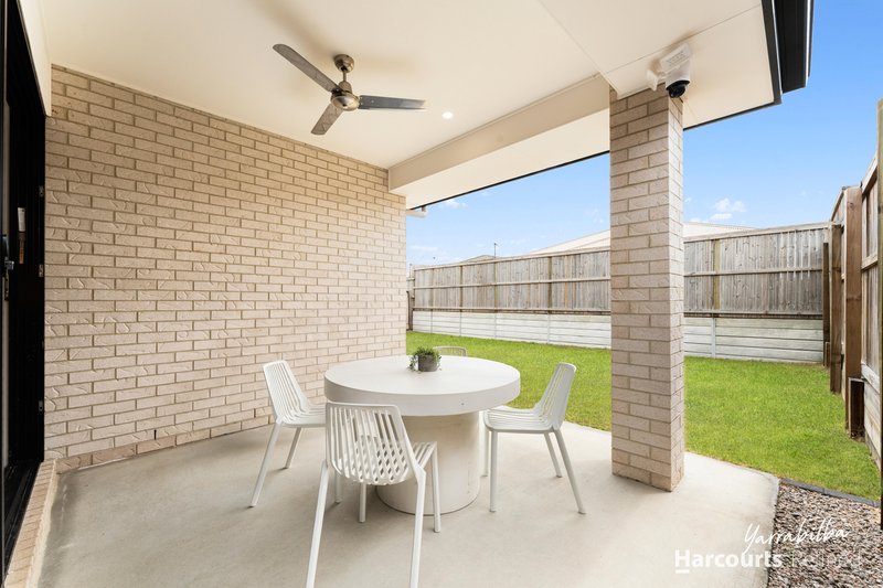 Photo - 28 Napier Crescent, Yarrabilba QLD 4207 - Image 13