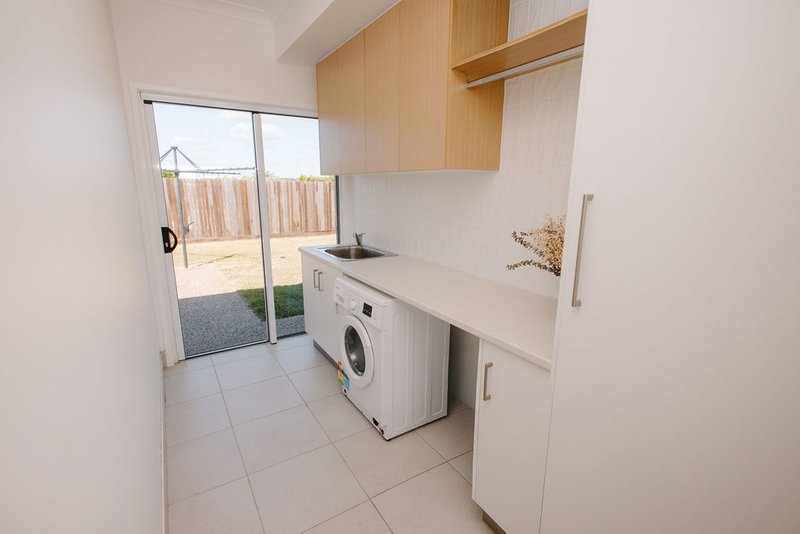 Photo - 28 Nautilus Drive, Innes Park QLD 4670 - Image 12