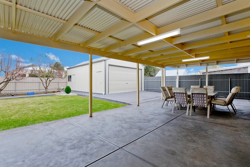 Photo - 28 Nelson Avenue, Flinders Park SA 5025 - Image 14