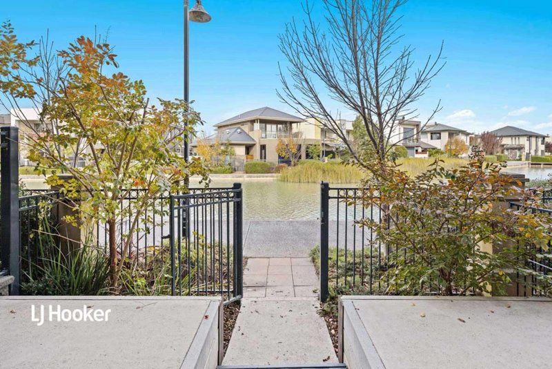 Photo - 28 Nelson Crescent, Mawson Lakes SA 5095 - Image 13