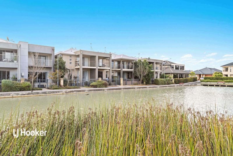 Photo - 28 Nelson Crescent, Mawson Lakes SA 5095 - Image 15