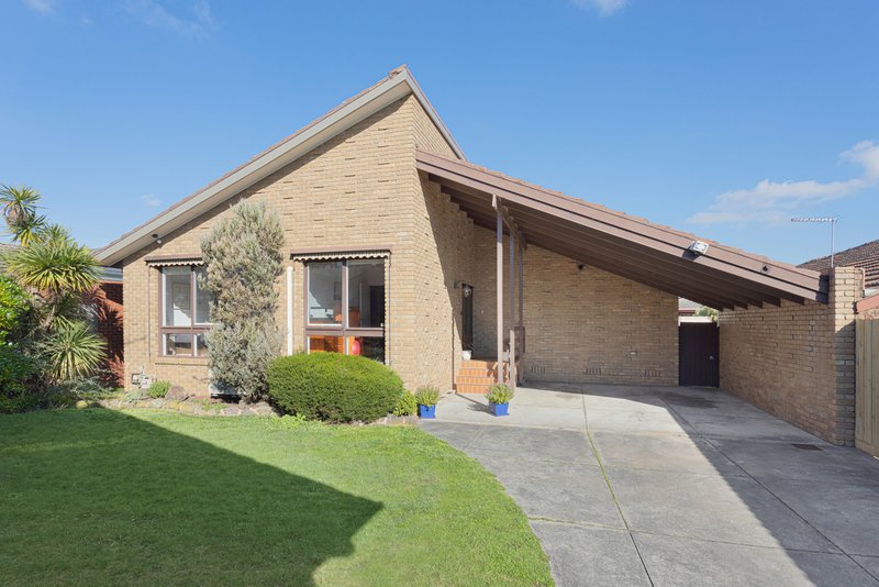 Photo - 2/8 Neville Street, Carnegie VIC 3163 - Image 1