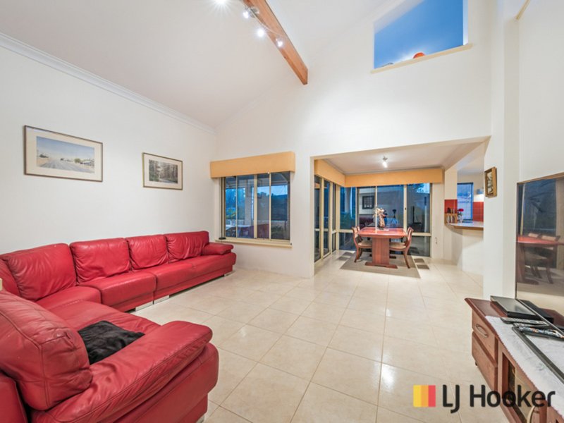 Photo - 28 Newman Road, Yanchep WA 6035 - Image 7