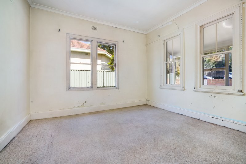 Photo - 28 Nicholson Street, Chatswood NSW 2067 - Image 9