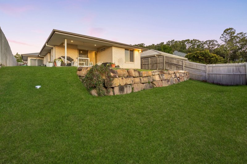 Photo - 28 Nightshade Crescent, Pimpama QLD 4209 - Image 19
