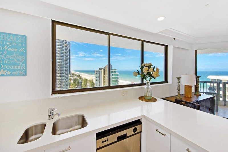 Photo - 28 Northcliffe Terrace, Surfers Paradise QLD 4217 - Image 5