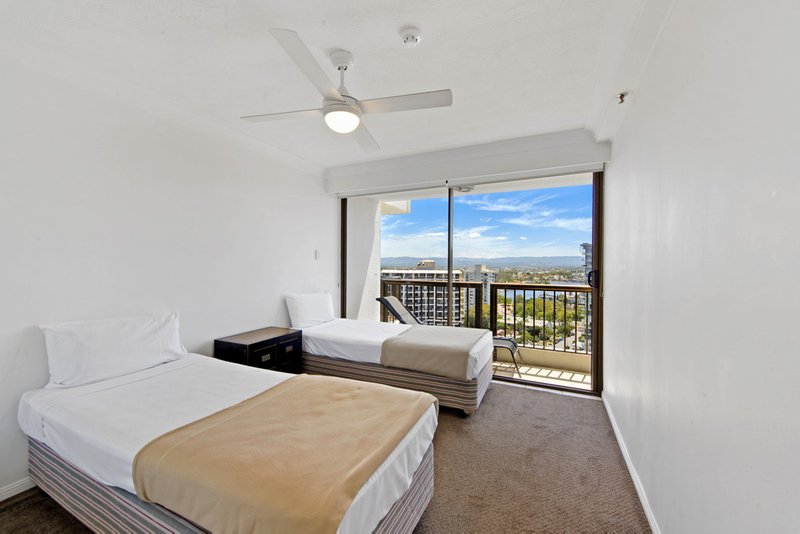 Photo - 28 Northcliffe Terrace, Surfers Paradise QLD 4217 - Image 17