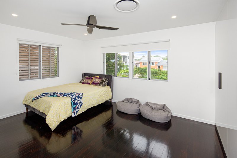 Photo - 28 Norwich Street, Wavell Heights QLD 4012 - Image 12