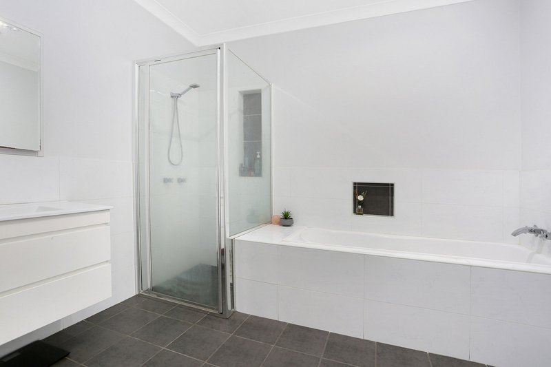 Photo - 28 Oregon Street, Blacktown NSW 2148 - Image 4