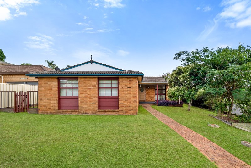 28 Owen Stanley Road, Glenfield NSW 2167