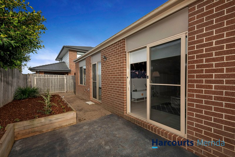 Photo - 28 Paramount Rise, Wollert VIC 3750 - Image 14